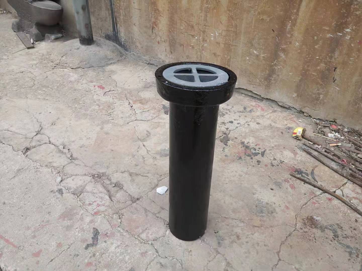 东城泄水管